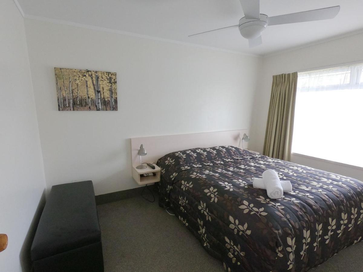 Castle Court Motel Wellsford Zewnętrze zdjęcie
